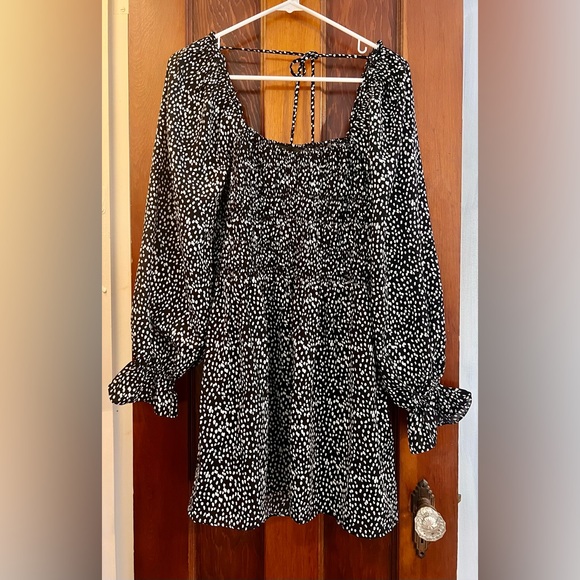 EUC Lucy Paris Dress Size Small - Picture 1 of 6